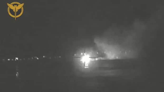 Ukraine's Defence Intelligence posts video of attack on Russian boats in Chornomorske, Crimea