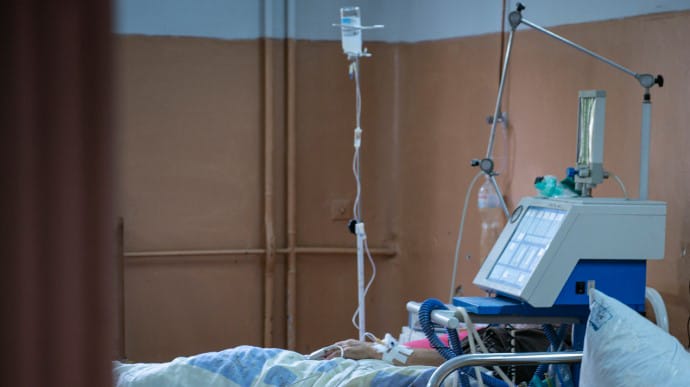 Штамм коронавируса Дельта вдвое повышает риск госпитализации – исследование 
