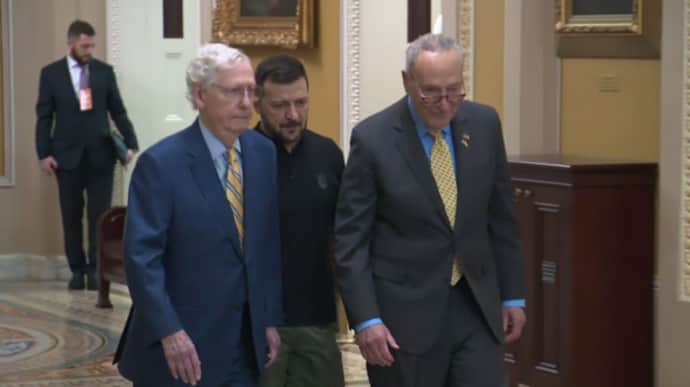 Zelenskyy arrives at Capitol