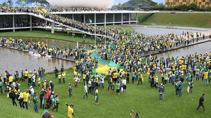 Заворушення у Бразилії: поліція затримала понад 400 осіб