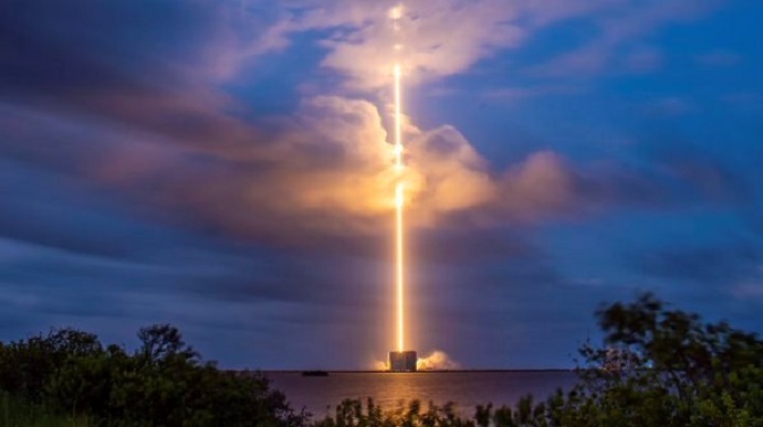 SpaceX вивела на орбіту 52 супутники Starlink