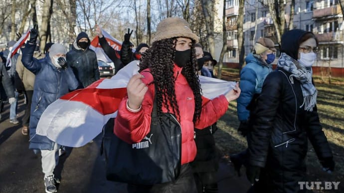 В Минске и других городах Беларуси опять проходят задержания