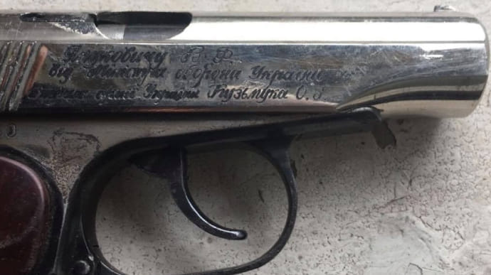У Києві поліцейський з пістолетом Януковича торгував кокаїном