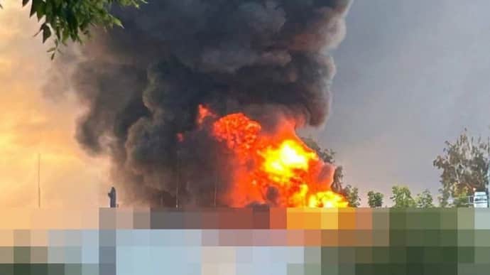 Бавовну в Тамбовській області РФ та республіці Адигея запалили дрони СБУ – джерело
