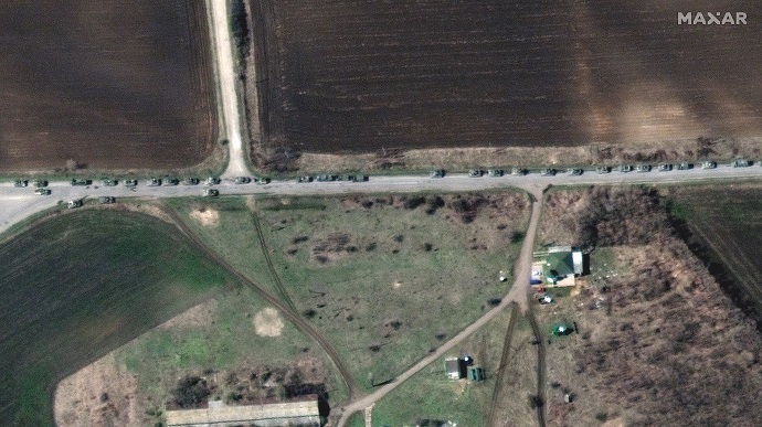 Ворожі війська з боку РФ просуваються на схід України – супутникові знімки