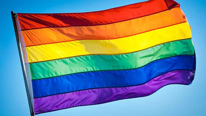 Послы ЕС и 21 страны мира призвали Киев противодействовать дискриминации ЛГБТИК-людей