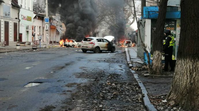 Morning attack on Kherson: 66 cars burned 