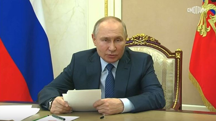 Путін переконує, що Росія бореться за свої національні інтереси мирними засобами