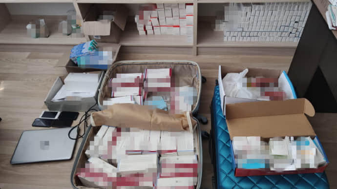 СБУ разоблачила масштабную контрабанду лекарств из России