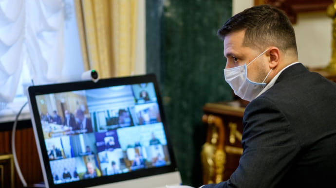 Зеленскому доложили, сколько украинцев оштрафованы за отсутствие маски