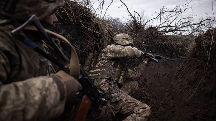 Russians try to storm Ukrainian position in left-bank Kherson Oblast ...