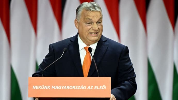 Hungarian PM asks audience to help occupy Brussels in his celebratory speech