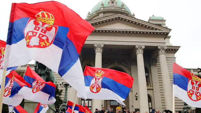 Українське посольство наголосило на невтручанні України у внутрішні справи Сербії