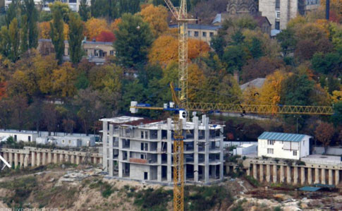 Звіринецький сквер у центрі Києва віддали під будівництво ЖК