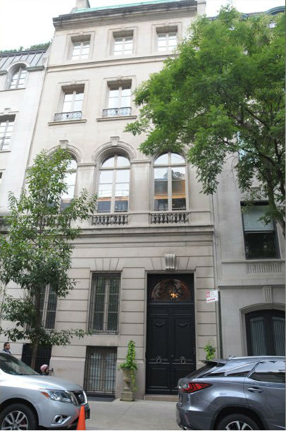 Будинок у Нью-Йорку, який, за інформацією NYT, коштував Дерипасці $42,5 мільйонів у 2008 році