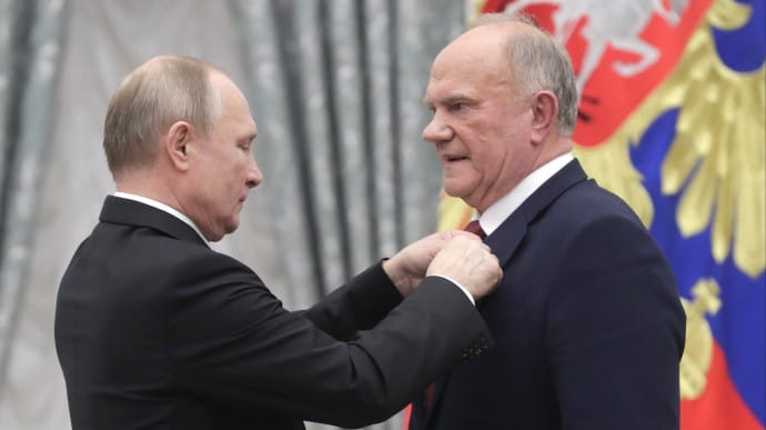 Партія Путіна і комуністи захопили 85% Думи: в РФ оголосили результати виборів
