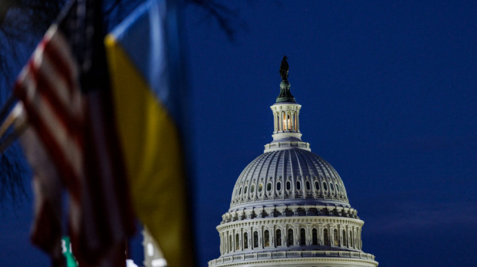 У Сенаті США кажуть, що ідея передачі літаків Україні обговорюється