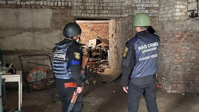 На Харківщині виявили 18 катівень, відомі особи понад тисячі російських військових злочинців – поліція 