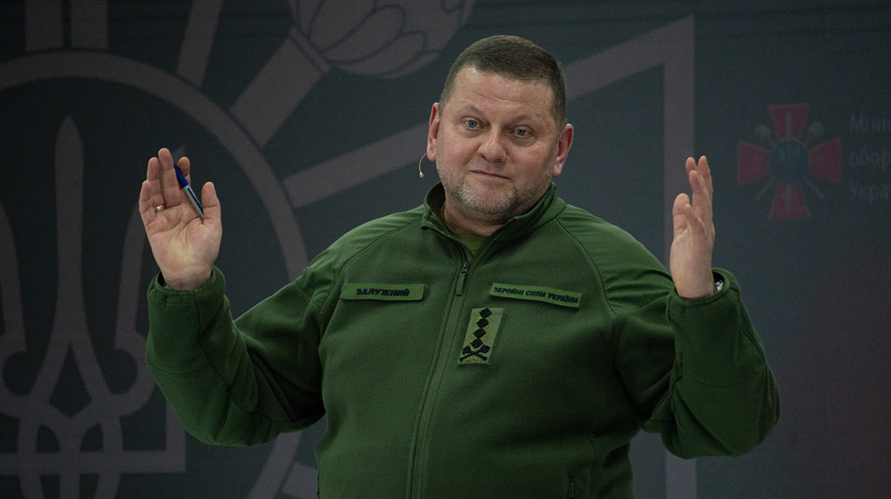 Zelenskyy officially dissmises Zaluzhnyi from position of Ukraine's Commander-in-Chief