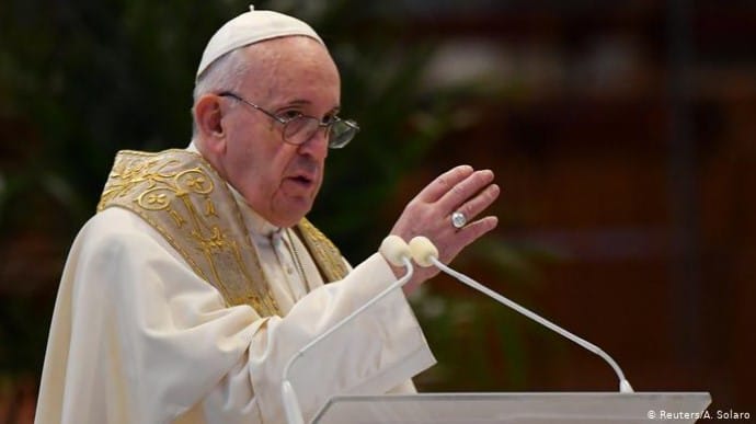 Папа Римский высказался за приостановку действия патентов на вакцины от коронавируса