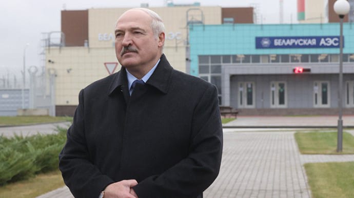 Лукашенко назвав вибори в США позориськом і знущанням над демократією