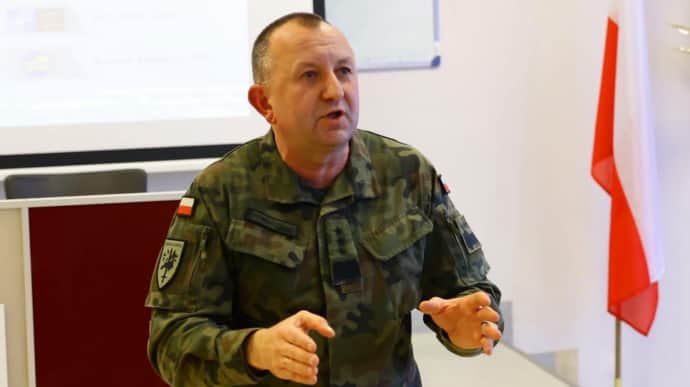 У Польщі через перевірку контррозвідки відкликають генерала, який відповідав за підготовку ЗСУ