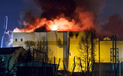 Консул выясняет, не пострадали ли украинцы при пожаре в Кемерово