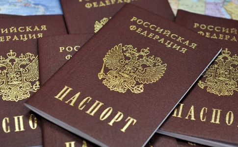 Луганчани готуються отримувати російські паспорти