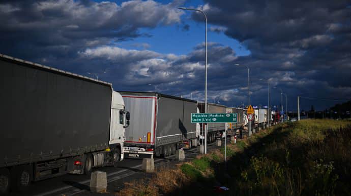 Ситуація на кордоні з Польщею може погіршитися через блокаду перевізників – ДПСУ