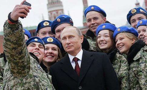 Путін не буде дивитися Слугу народу: у Кремлі пояснили чому
