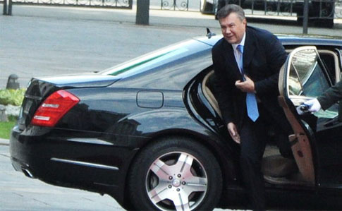 Колишній охоронець Януковича розповів подробиці його втечі