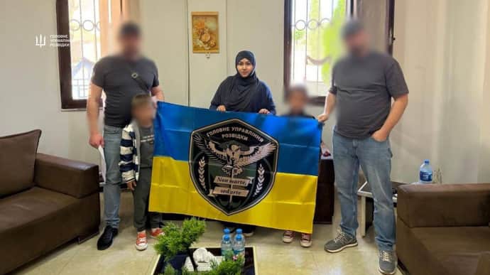 Україна завершила евакуацію громадян з сирійського табору Родж