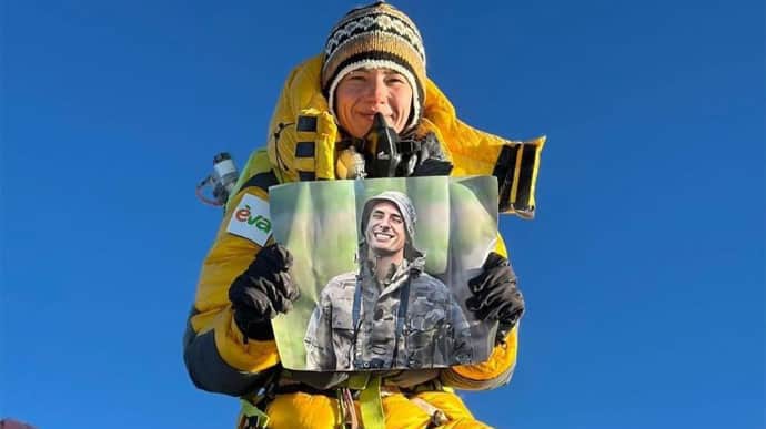Twice first in history: Ukrainian mountaineer sets 2 records in 1 day – photo