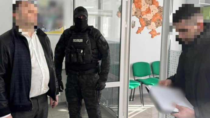 Начальник одного из сервисных центров МВД Черниговщины погорел на взятках 