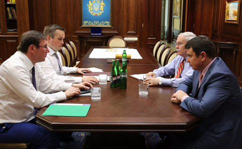 Луценко и Сытник обсудили конфликт между ГПУ и НАБУ, готовят брифинг