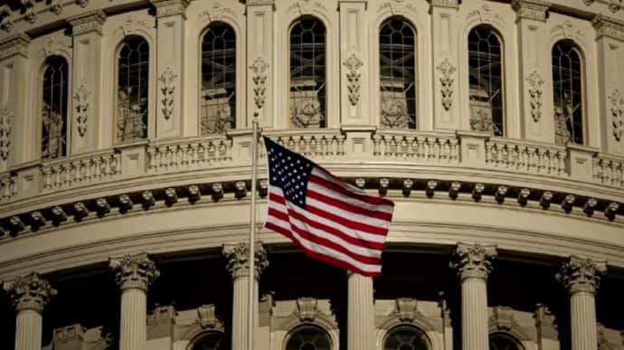 Сенат США проголосував за припинення дебатів про законопроєкт з допомогою Україні