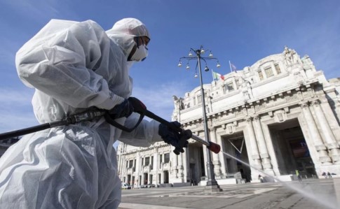 Эпидемия в Италии: количество смертей за сутки снизилось, новых случаев стало больше