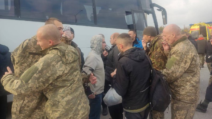 Украина провела с Россией еще один обмен пленными – освободили 52 человека