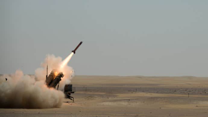 Израиль перехватил ракету, выпущенную из сектора Газа, и нанес ответный удар