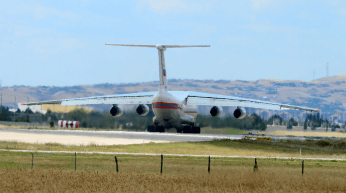 В Германии из-за санкций застряли десять российских самолетов