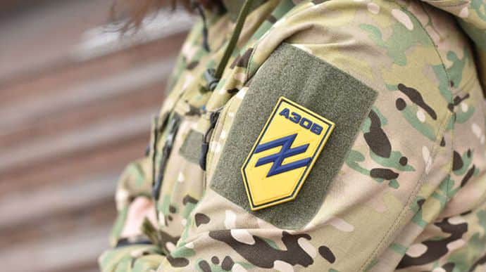 Керівницю патронатної служби Азову на бізнес-заході попросили сховатися через військову форму