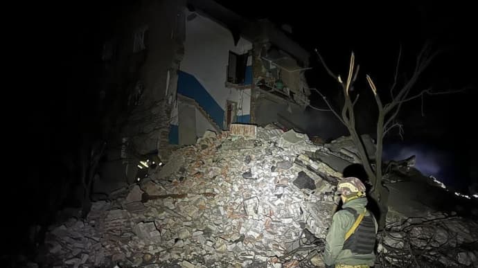 Five bodies recovered from under rubble in Donetsk Oblast, three of them from same family 