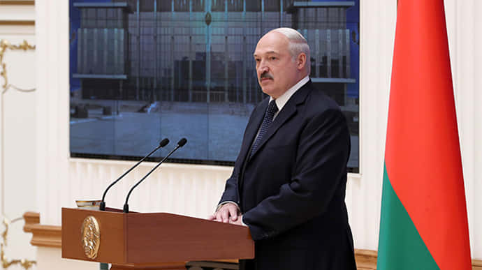 Лукашенко накануне выборов заявил, что наведет порядок со свободой слова в Беларуси