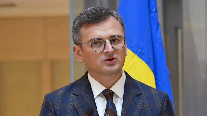 Kuleba holds talks with EU Foreign Affairs chief on strengthening country's air defence 