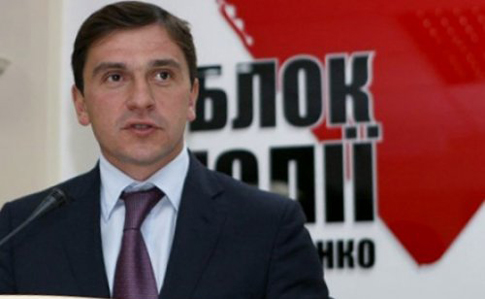 Луценко пояснив утримання соратника Тимошенко у Борисполі: вручали підозру 