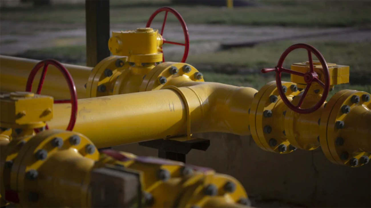 Ukraine to increase gas imports because of Russian attacks, Bloomberg reports