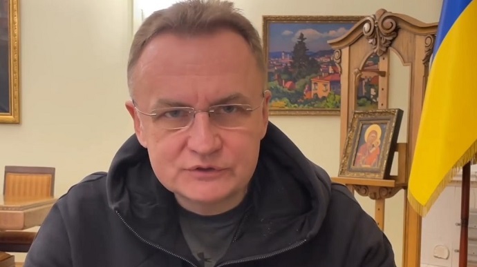Lviv Mayor: Russian rocket attack on Lviv airport area