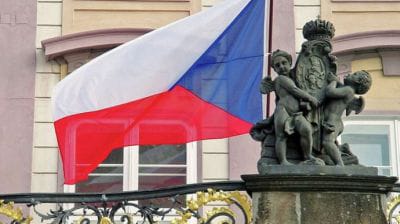 Чехия вышлет еще около 70 сотрудников посольства РФ