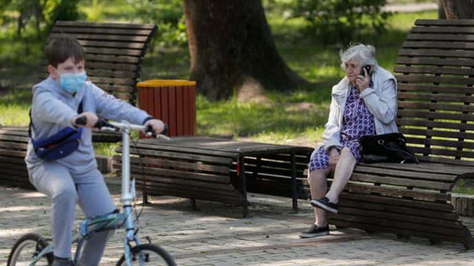 В Киеве 43 новых больных с коронавирусом, среди них 100-летний мужчина
