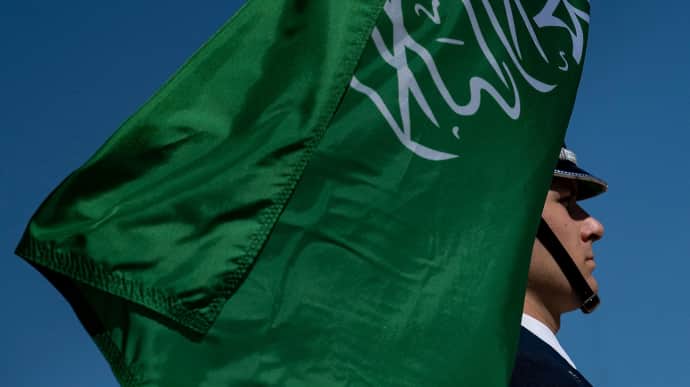 Саудовская Аравия призвала своих граждан выехать из Ливана